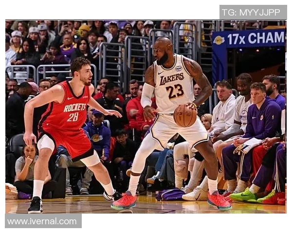 圣诞大战火箭对决湖人球迷热情高涨期待精彩对抗