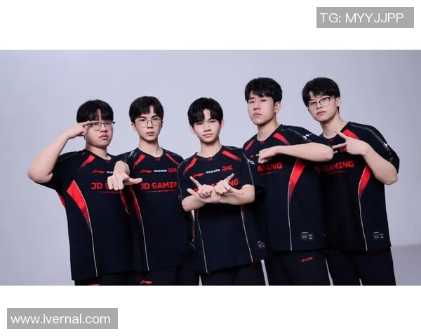 CSGO战术解析：深入剖析JDG战队的整体压制体系与策略运用